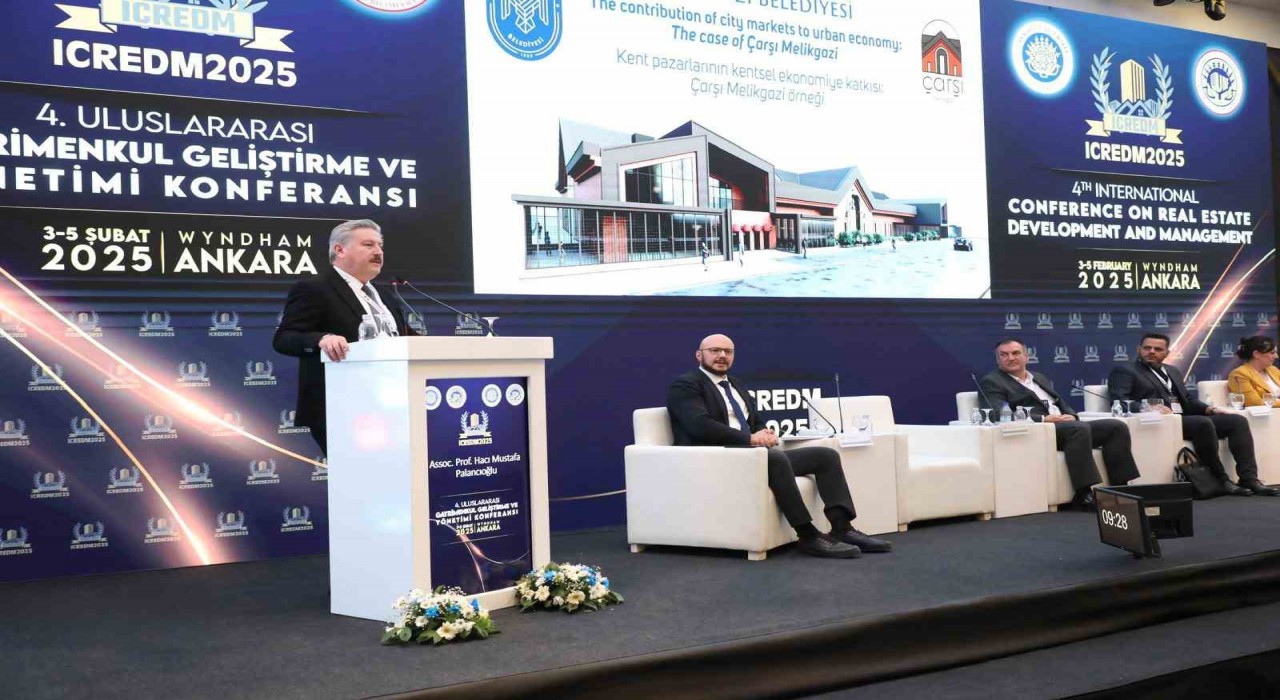 Melikgazinin rekor hizmetleri Ankarada anlatıldı