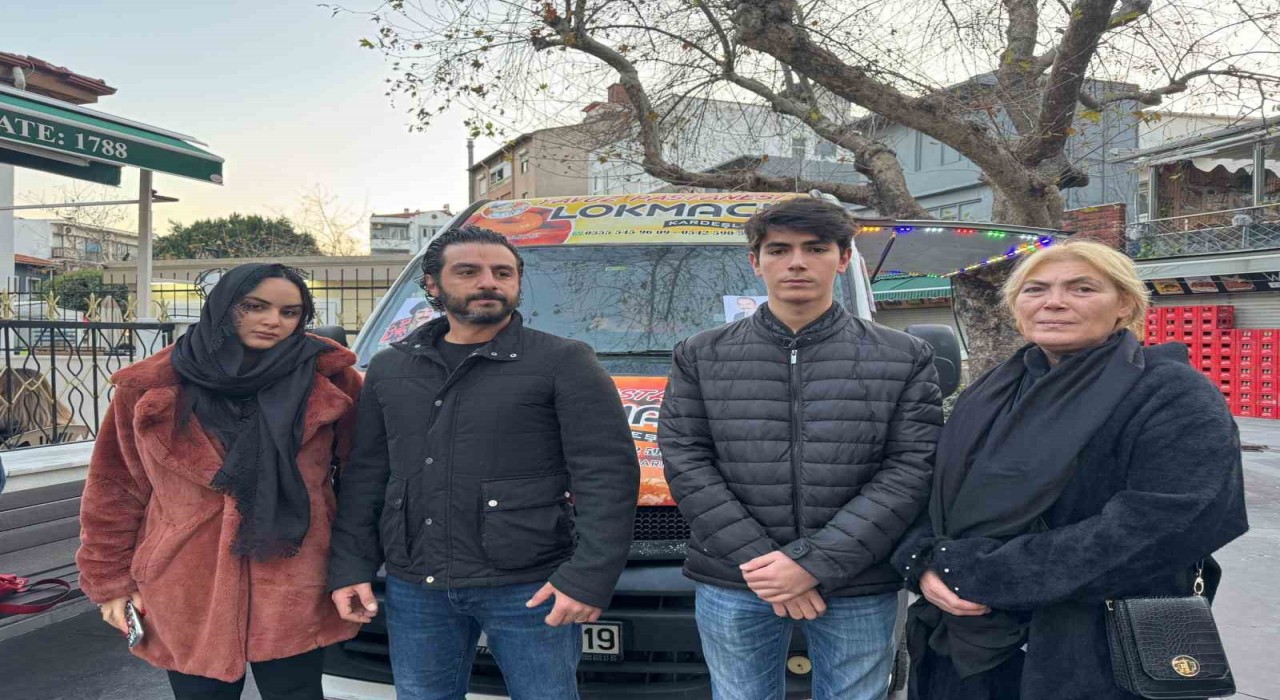 Merhum sanatçı Ferdi Tayfur için Marmariste mevlit okutuldu