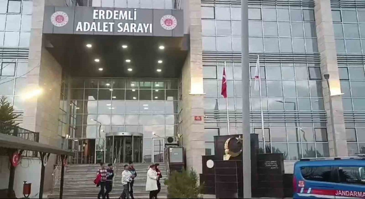 Mersin Erdemlide suç örgütü operasyonu: 4 tutuklama