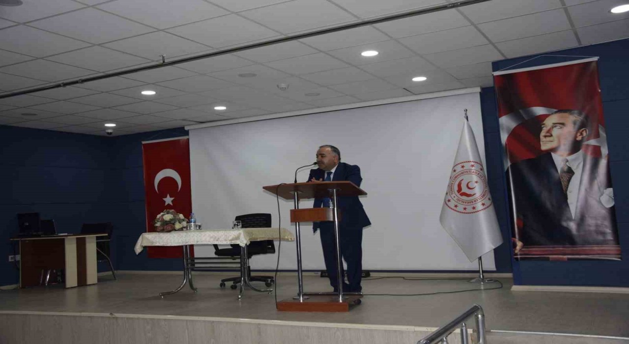 Müftü Demir: Aile, huzurlu bir toplumun temelidir