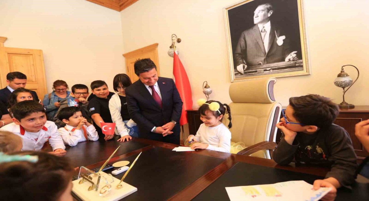 Muğla Büyükşehirden eğitime destek