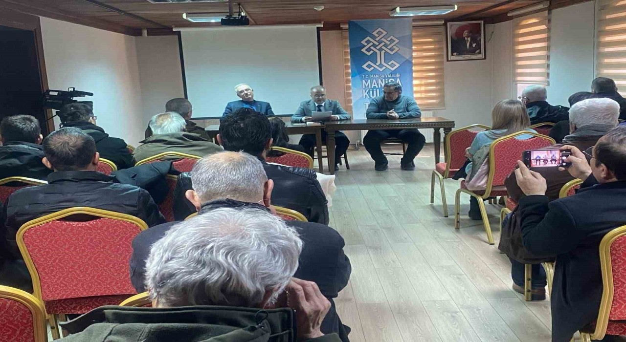 Muğlalı Yazarlar Erdal Çil ve İsmail Zorba Manisada okurlarıyla buluştu