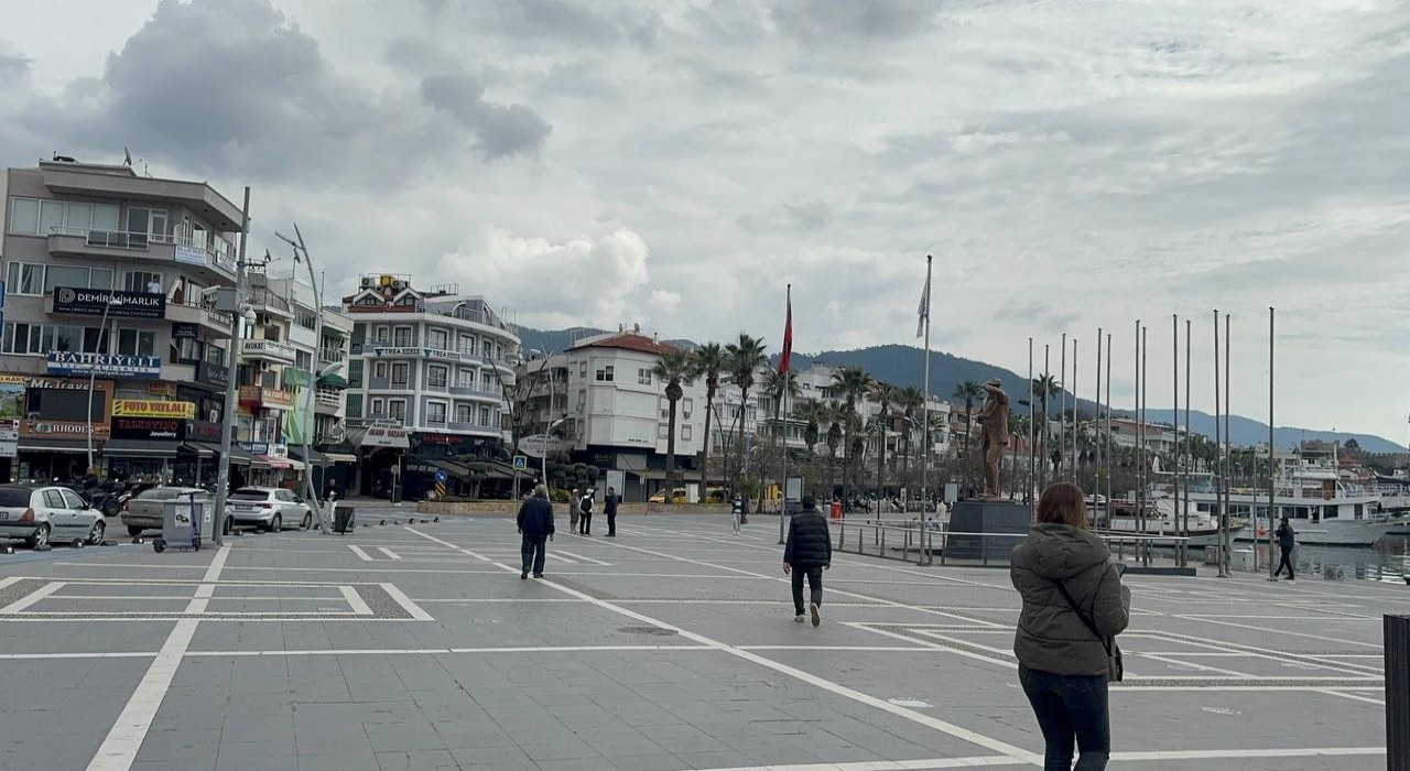 Muğlalılar Santorinideki depremleri değerlendirdi
