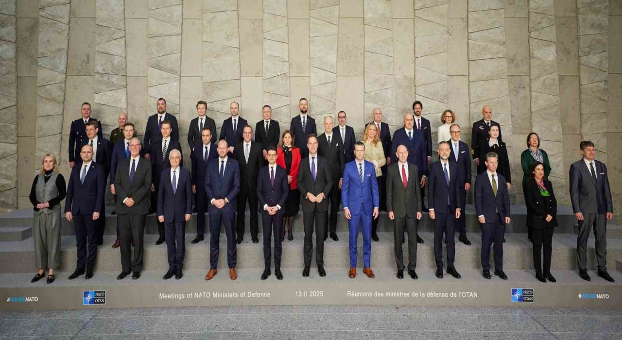 Rutte, NATO’da Türkiye’nin Savunma Sanayisini Övdü