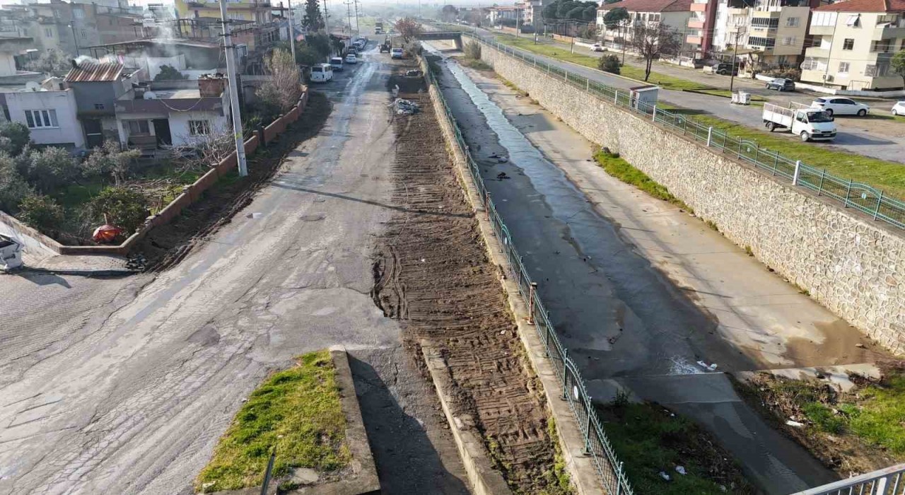 Nazilli Belediyesinden Yeşilyurtta kaldırım çalışması