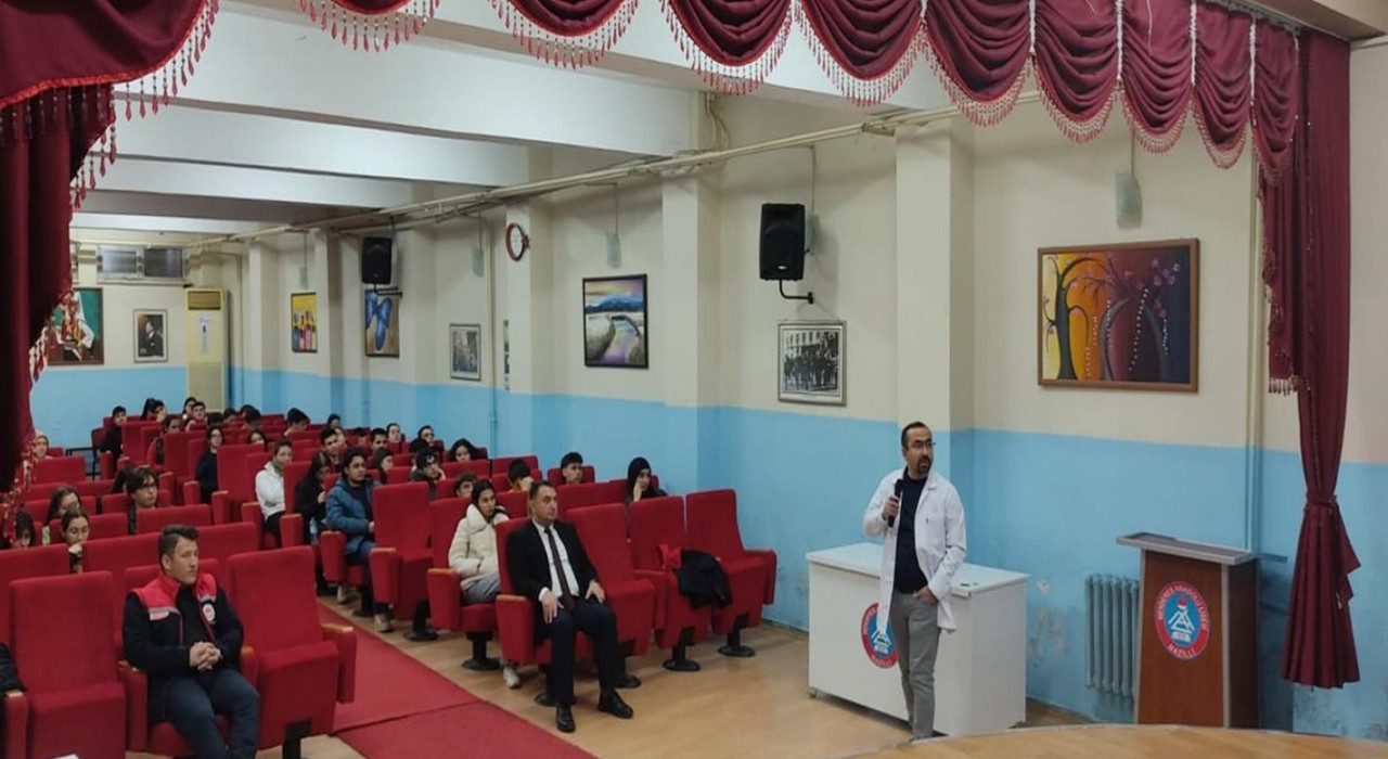 Nazillide öğrencilere veteriner hekimlik mesleği tanıtıldı
