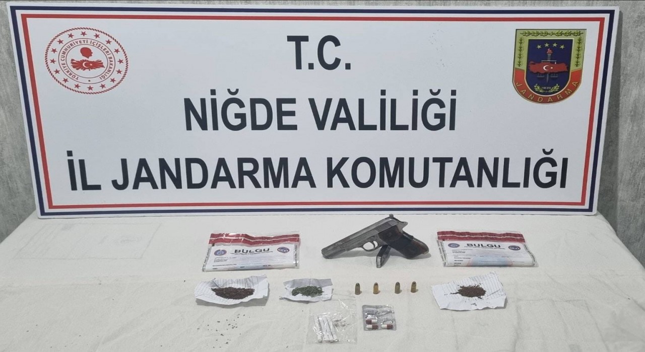 Niğdede jandarma uyuşturucuya geçit vermiyor