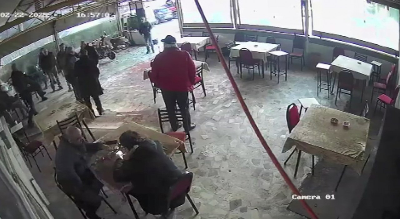 Okey masasında puan kavgasının kamera görüntüleri ortaya çıktı