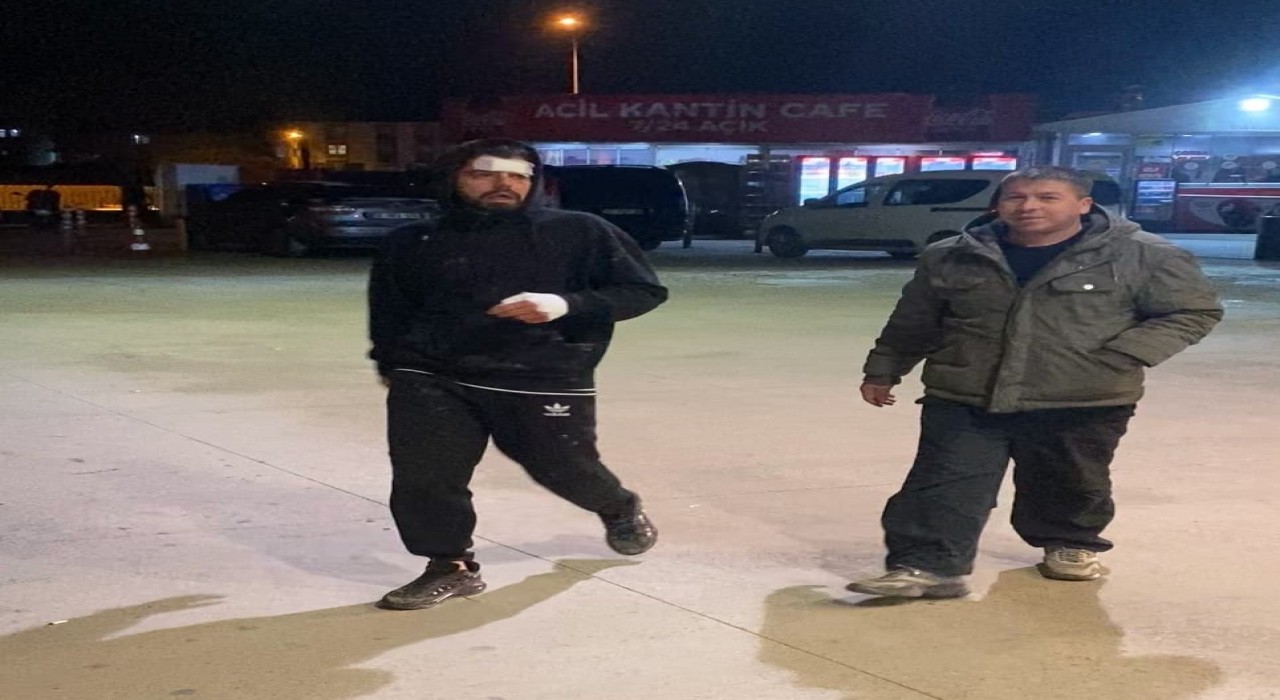 Önce bıçakla yaraladılar, sonra tüfekle tehdit edip gasp ettiler