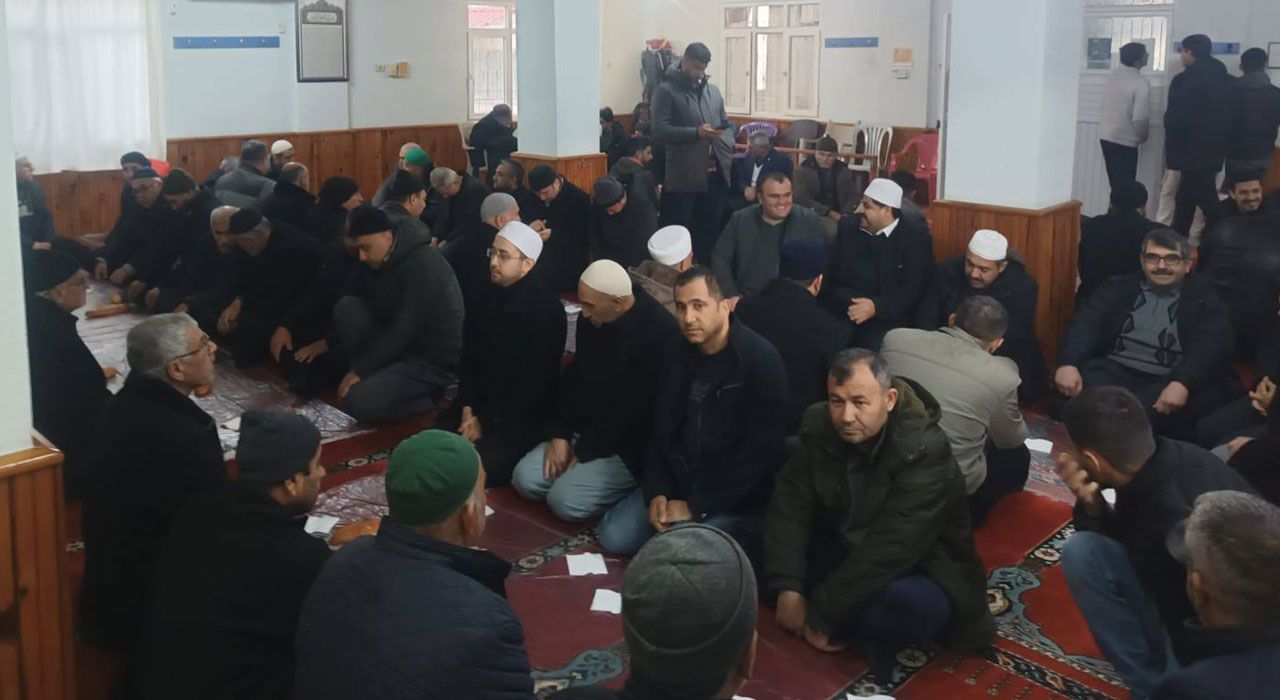 Osmaniye’de Cami-Gençlik Sabah Namazı Buluşması Gerçekleştirildi