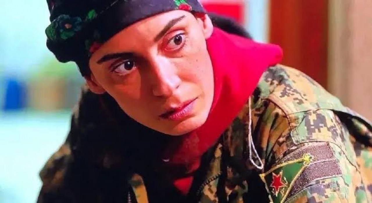 Oyuncu Melisa Sözen terör örgütü propagandası yapmak suçundan ifade verdi