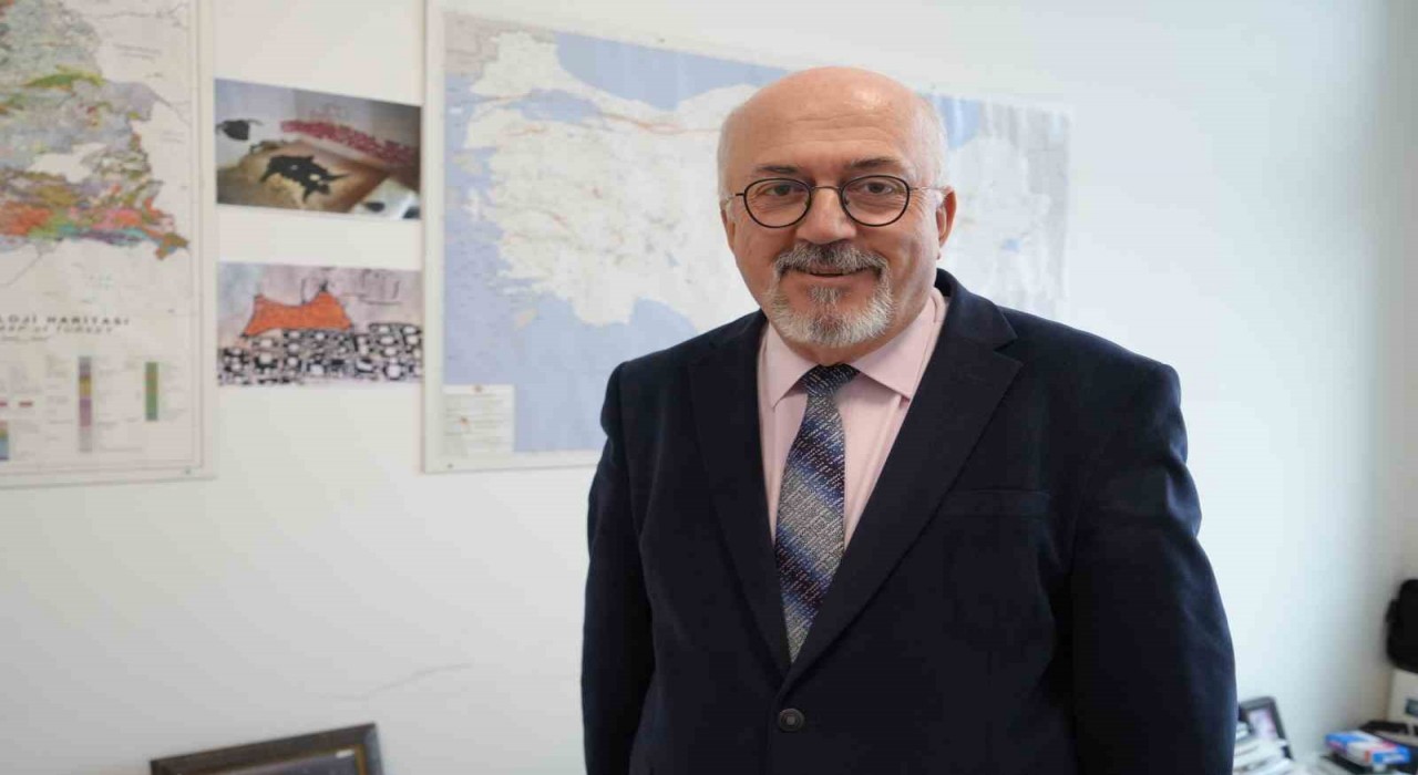 Prof. Dr. Şener: Hasan Dağında volkanik patlama riski yakın gelecekte görünmüyor
