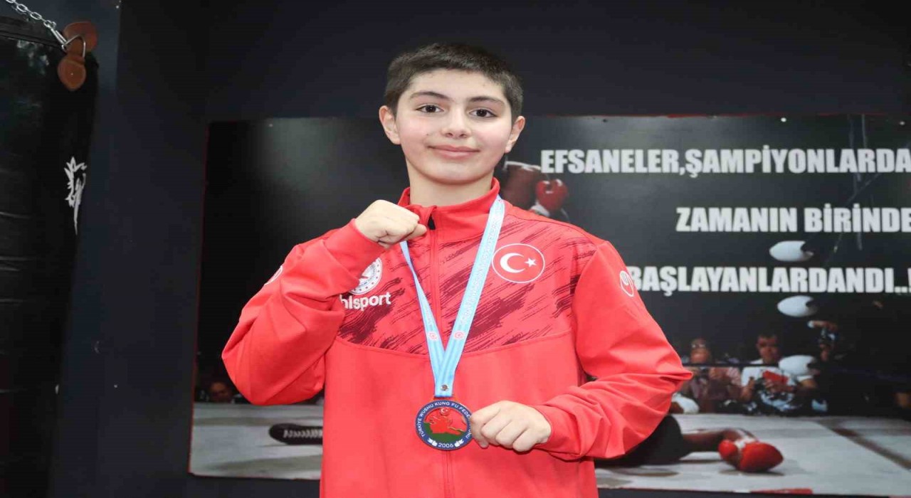 Rocky filminden etkilendi, Türkiye şampiyonu oldu