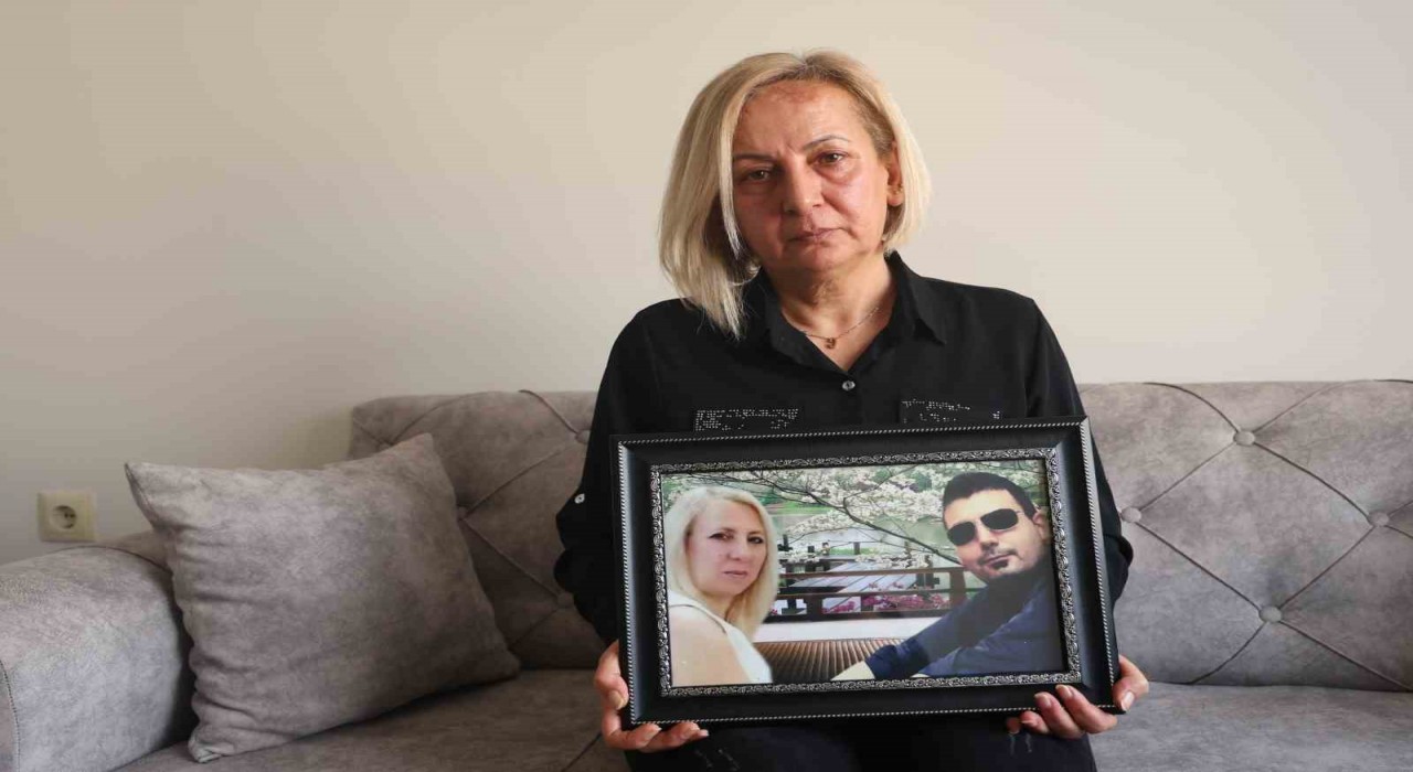 Rönesans Rezidansın enkazından kurtarılan kadın: Enkaz altındayken öleceğimi düşünüyordum ve ablama hakkını helal et dedim