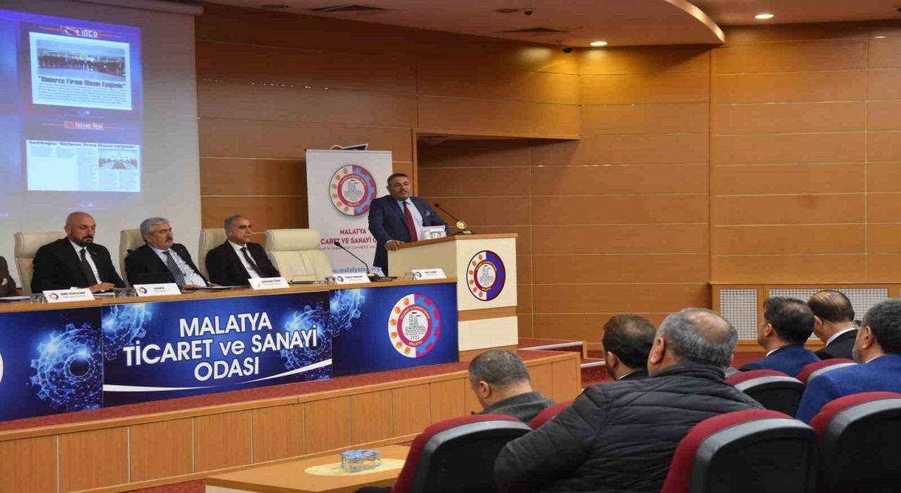 Sadıkoğlu: Göçü tersine çevirmek için yerinde dönüşüm hızlanmalı