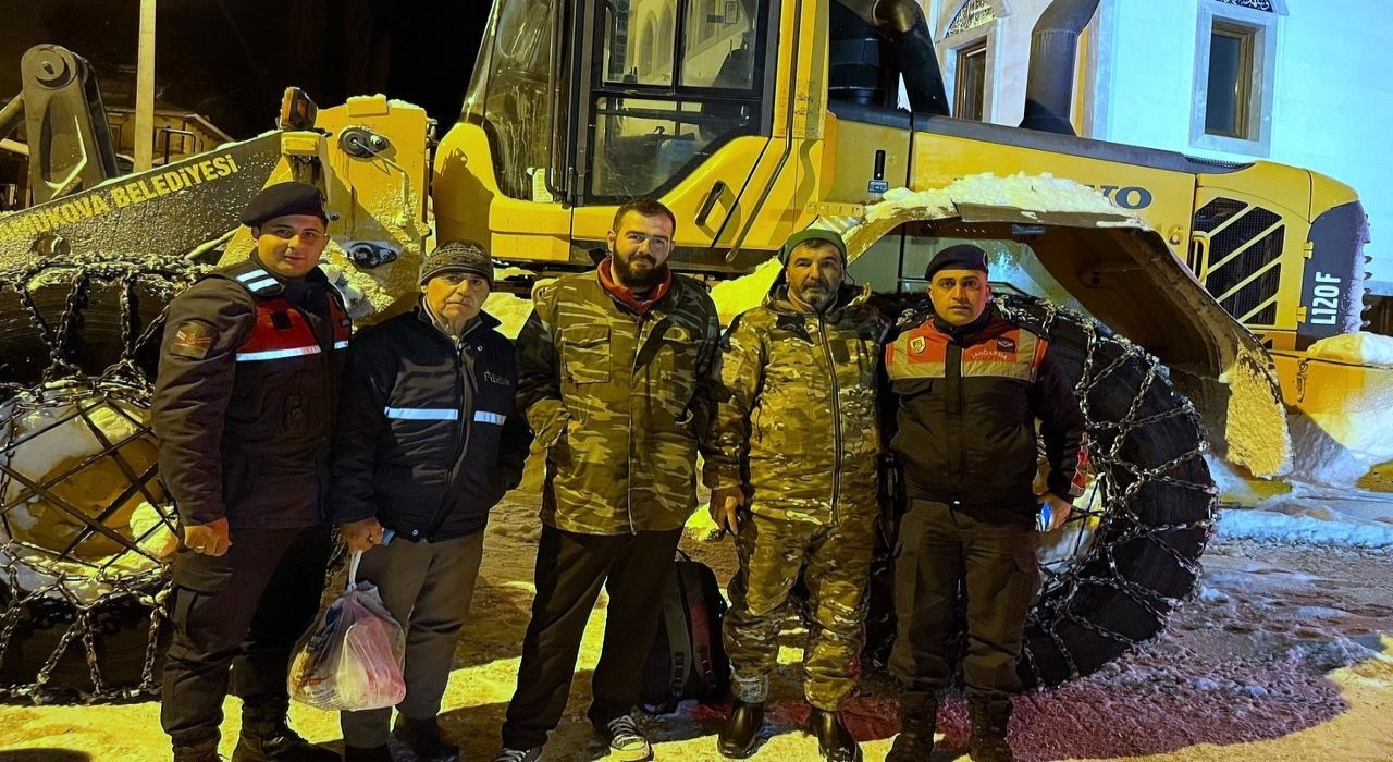 Sakaryada yaylada mahsur kalan 3 kişi kurtarıldı