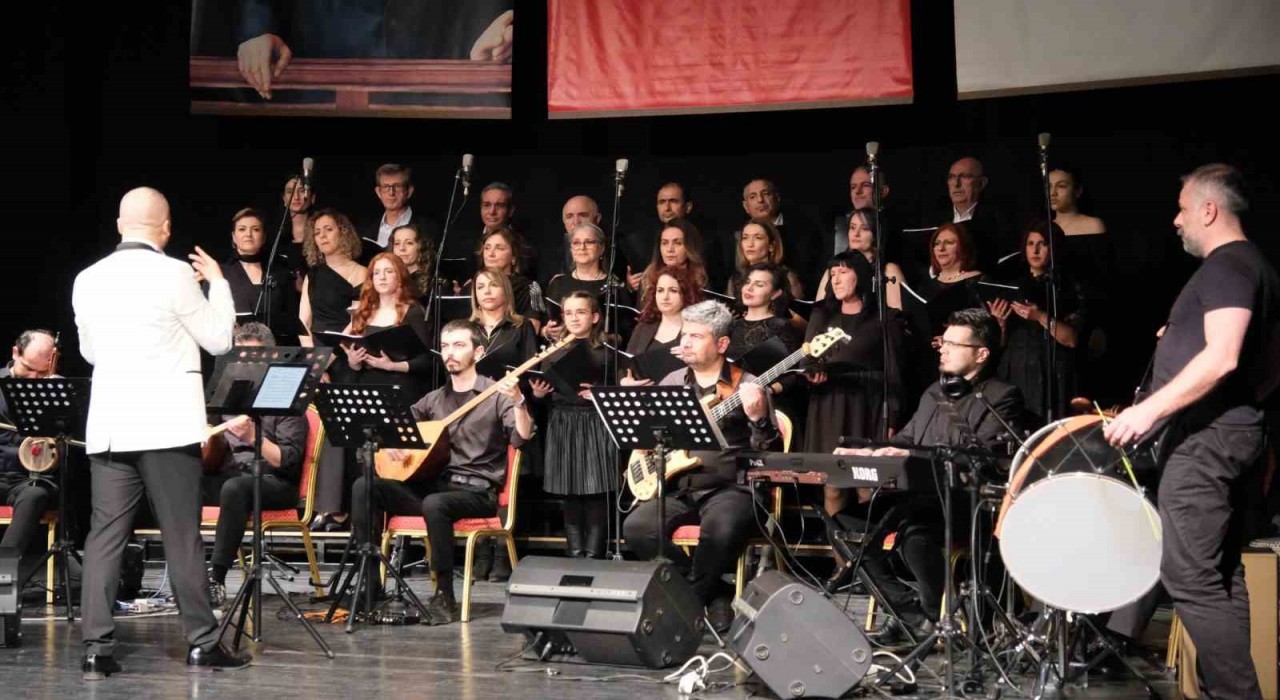 Salihlide unutulmaz konser