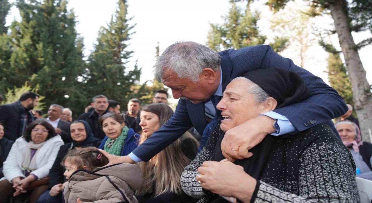Samet Güdük katledilişinin yıldönümünde mezarı başında ve Büyükşehir Tiyatro Salonunda anıldı.