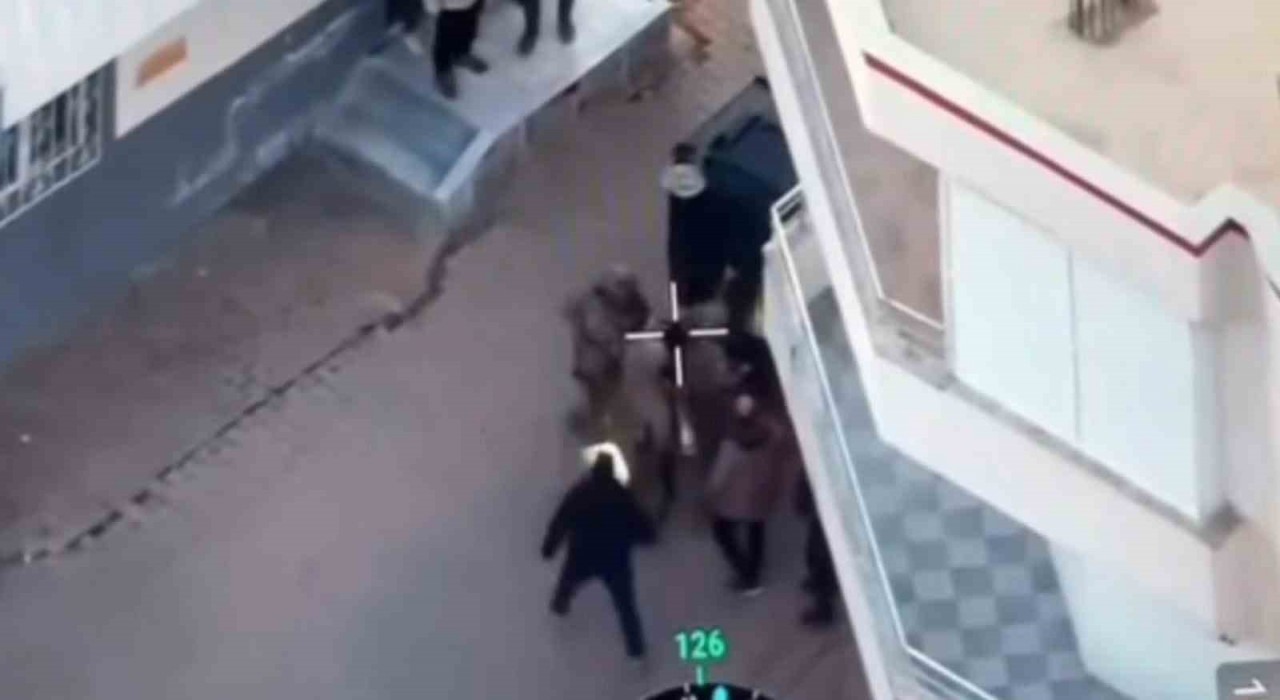 Şanlıurfada 2 liseli öğrencinin cinayet zanlısı saklandığı gizli odada yakalandı