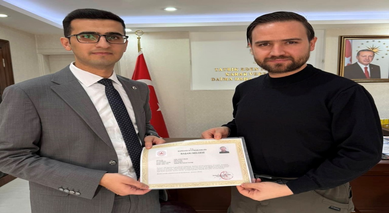Şaphanede başarılı emniyet amiri ve polise başarı belgesi
