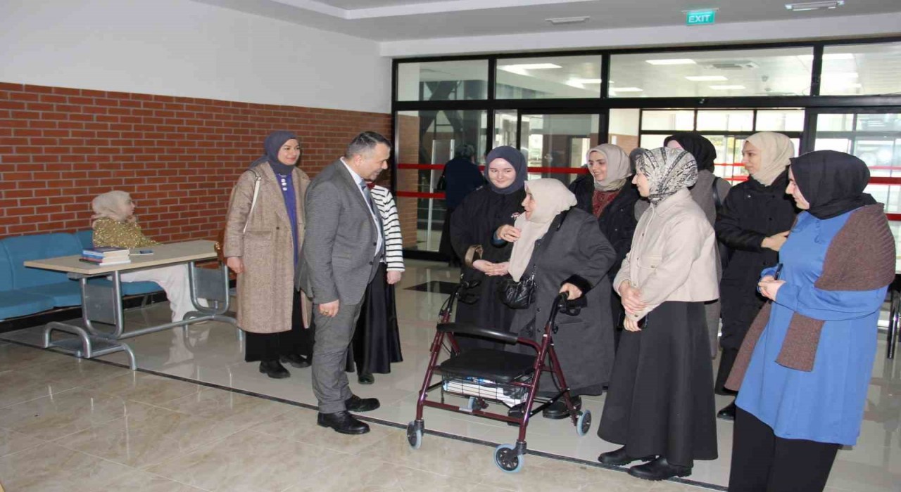 SAÜde ‘Geçmişten Geleceğe Gönül Köprüsü etkinliği