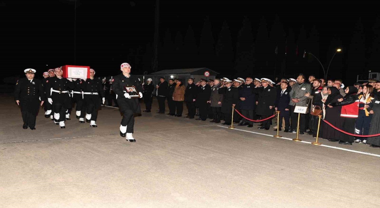 Şehit Mustafa Baznanın naaşı Kocaelide törenle karşılandı