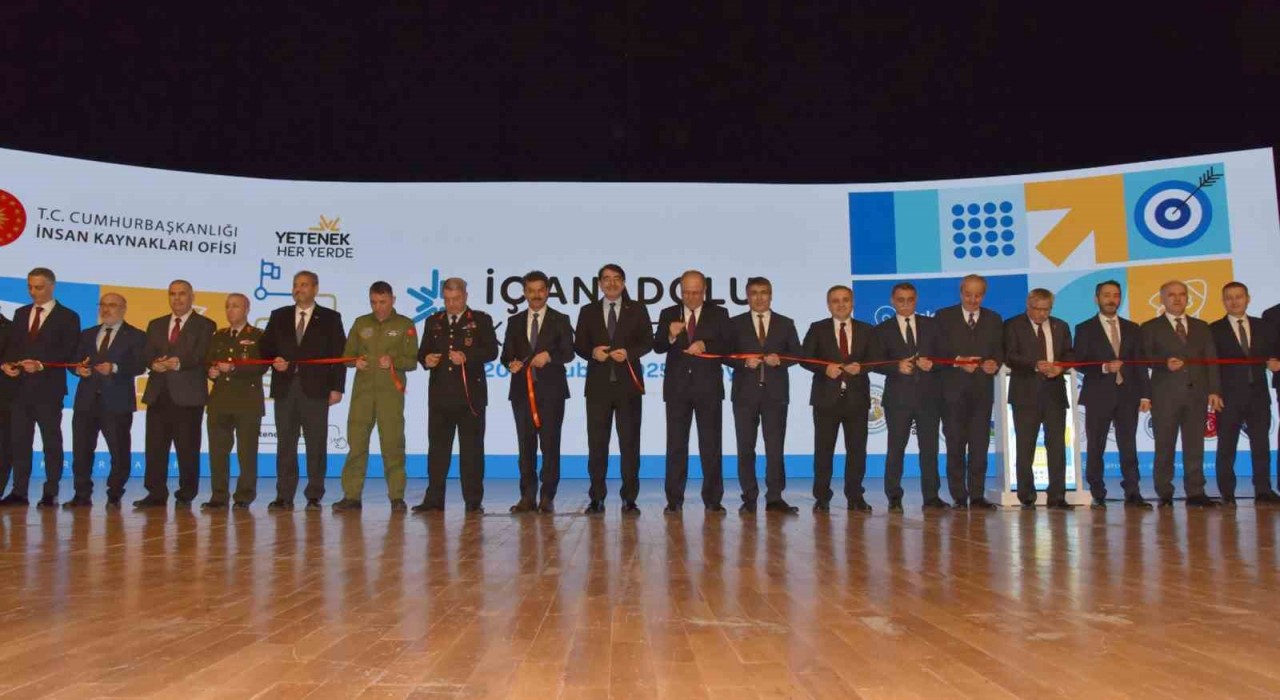 Selçuk Üniversitesi ev sahipliğindeki İKAF25 göz doldurdu