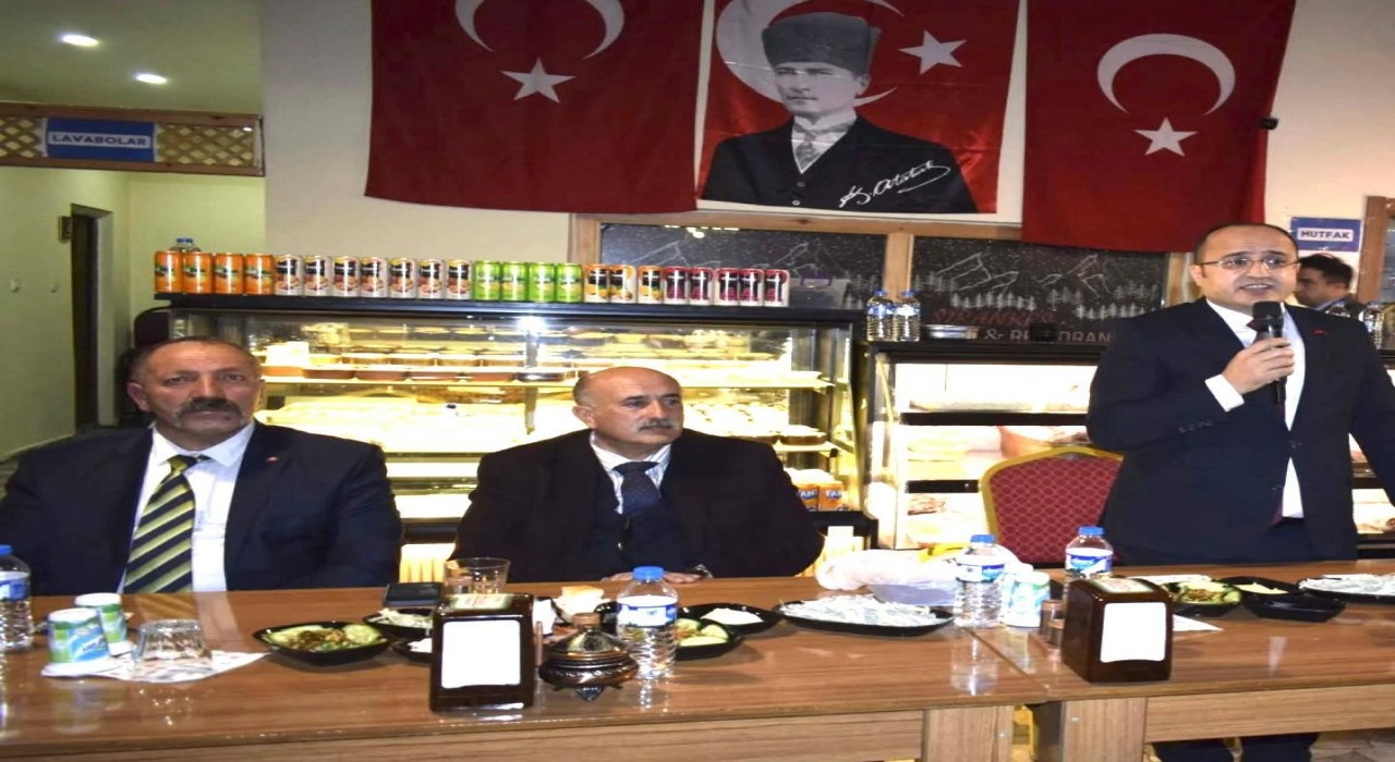 Şenkayada muhtarlardan birlik beraberlik gecesi