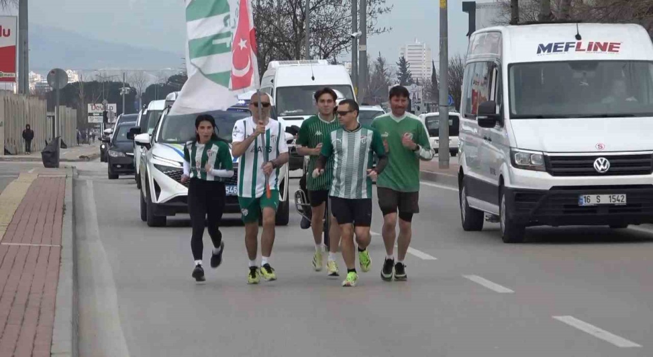 Sevgililer Gününde Bursaspora koştular