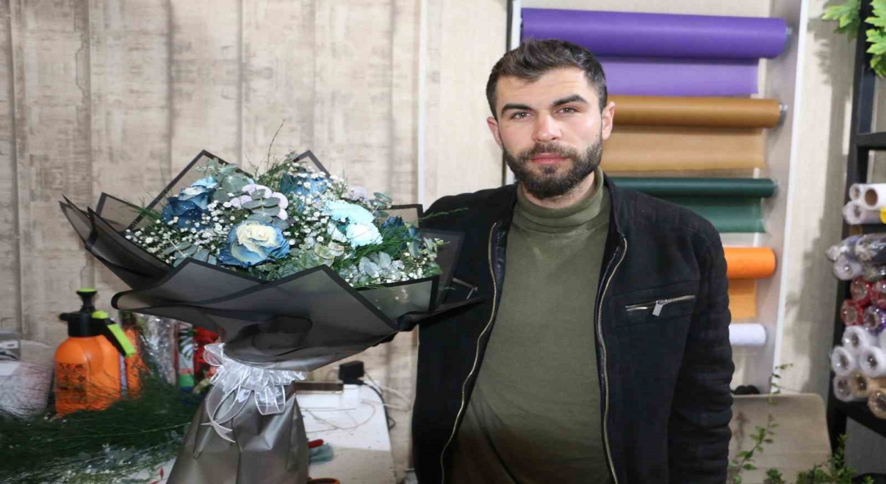 Sevgililer Gününde çiçekçilere rağbet azaldı