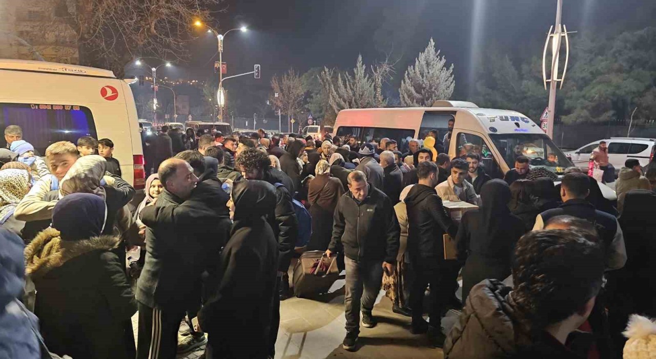 Siirtte umreye gidenler dualarla kutsal topraklara uğurlandı