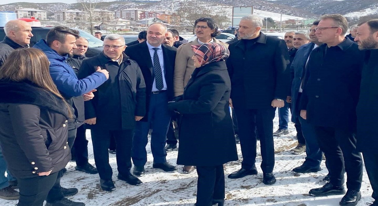 Simavda 300 kişilik öğrenci yurdu inşaat alanında inceleme