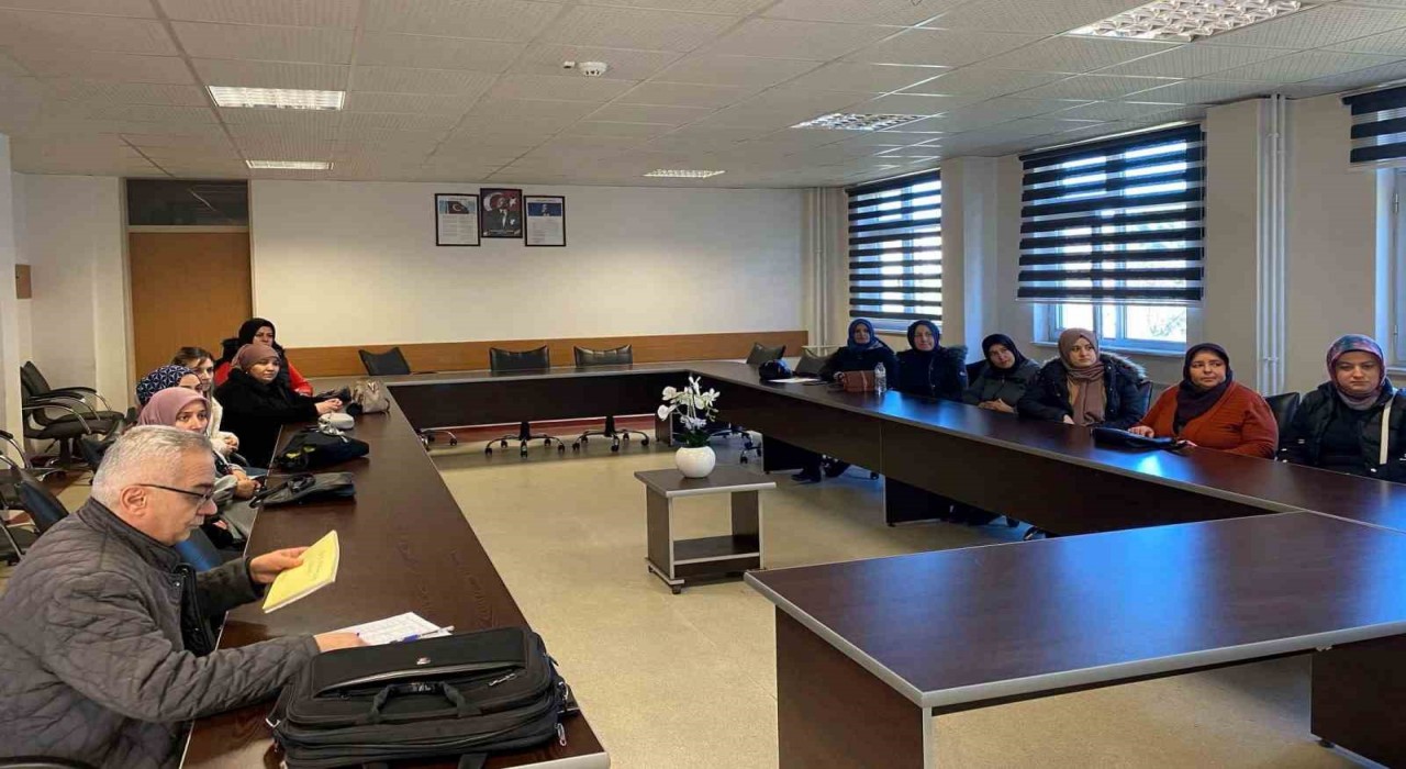 Simavda gıda işletmesi çalışanlarına hijyen eğitimi