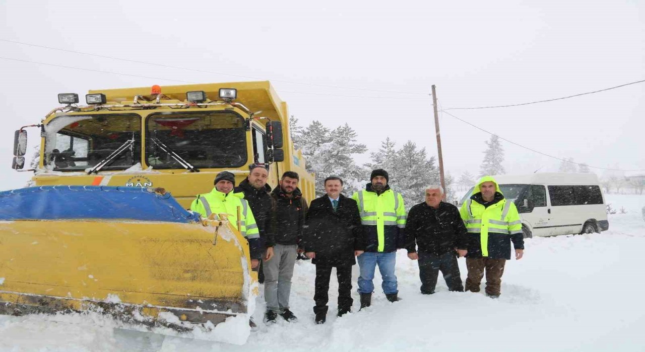 Sinopta 9 günde 10 bin km yol açma çalışması