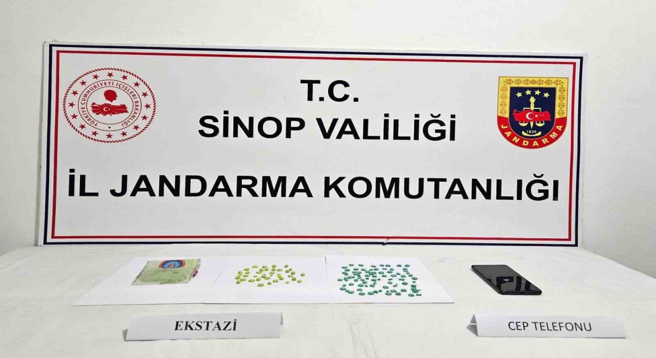 Sinopta şahıslardan satışa hazır uyuşturucu ele geçti