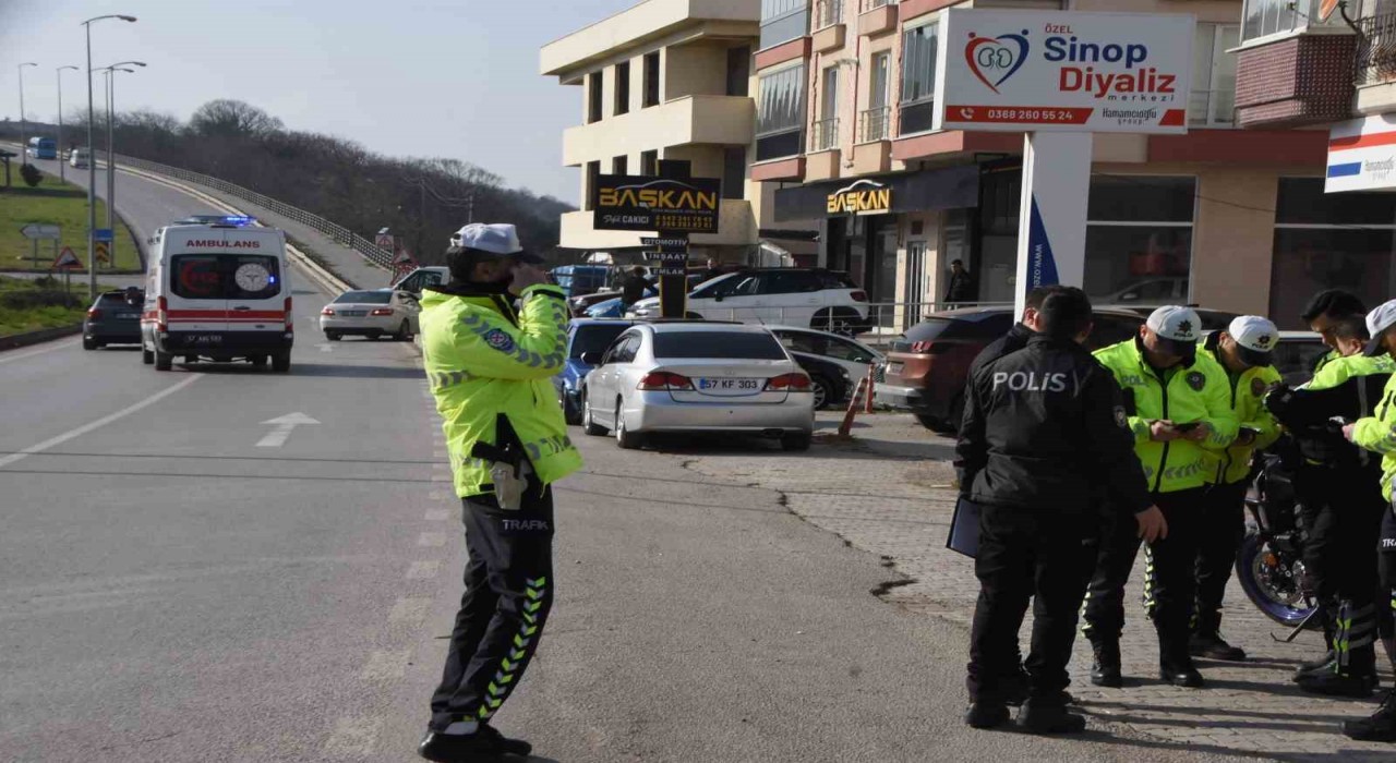 Sinopta trafik kazası: 1 yaralı