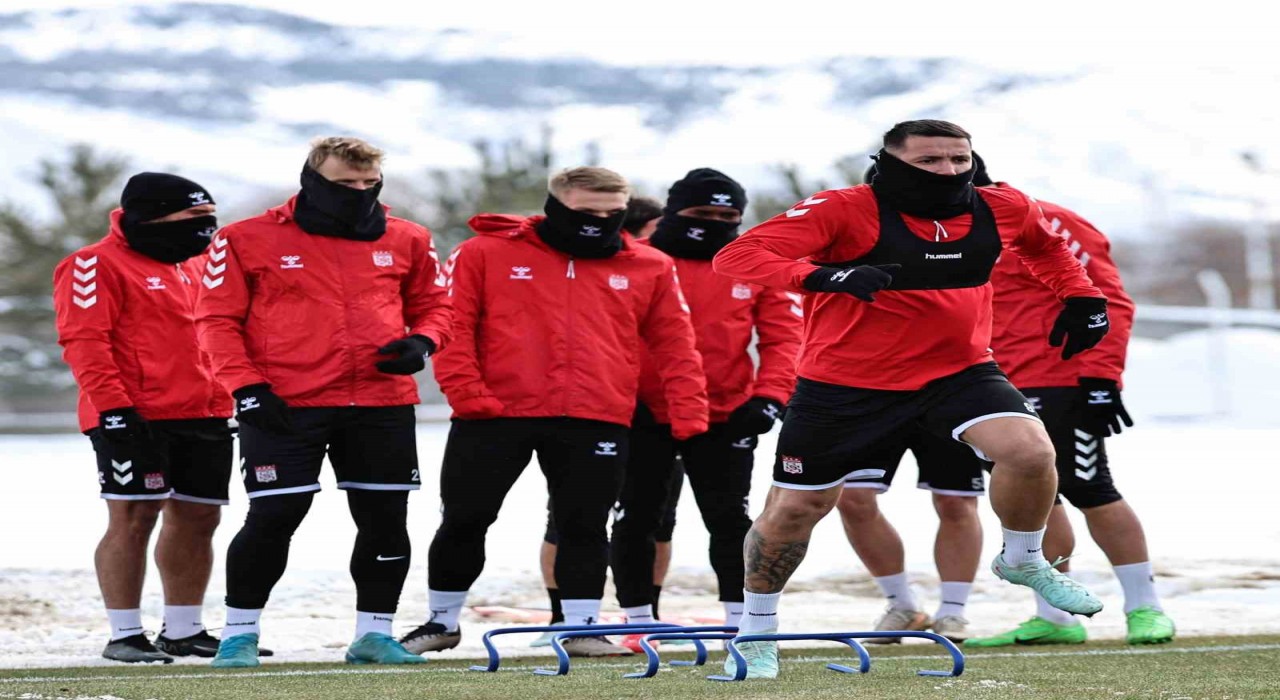 Sivasspor, Beşiktaş Maçı Öncesi Hazırlıklarına Devam Ediyor