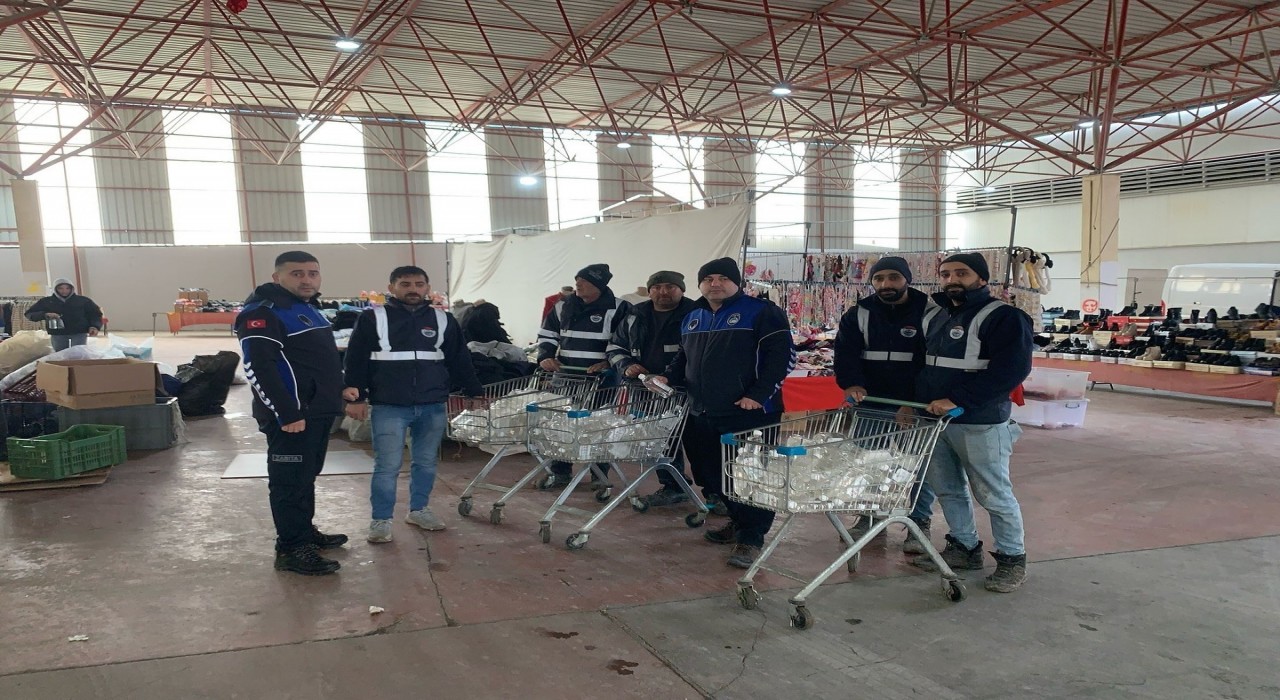 Söğütte esnaflara dezenfektan dağıtımı gerçekleştirildi
