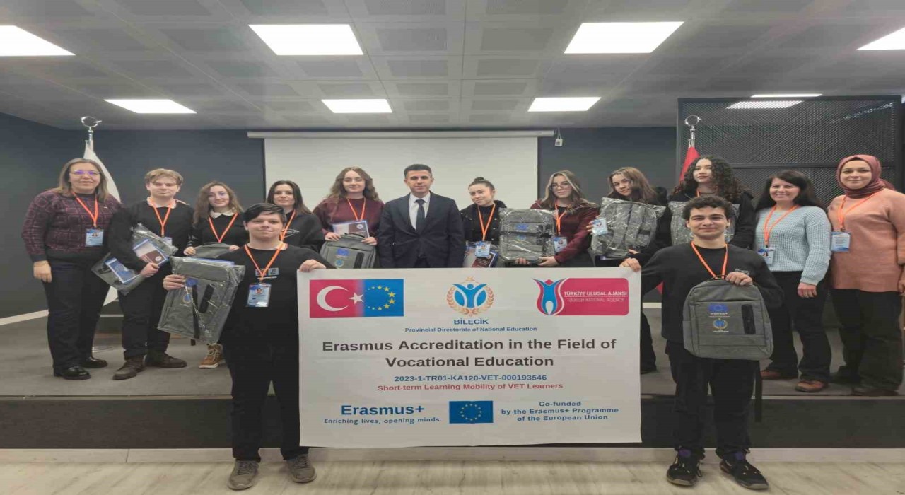 Staj Programı için Portekize gittiler