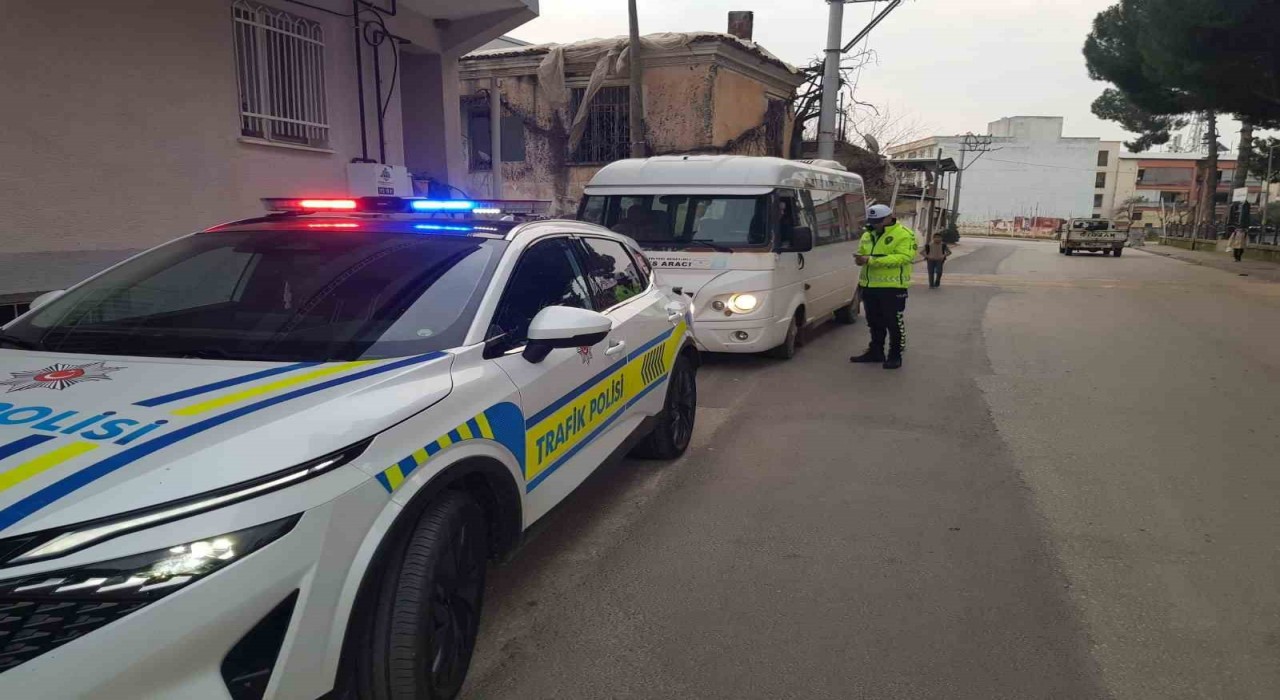 Sultanhisarda okul servis araçları denetlendi