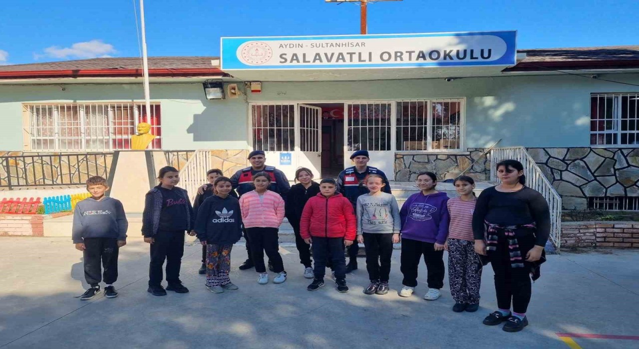 Sultanhisarda okul servis araçları denetlendi