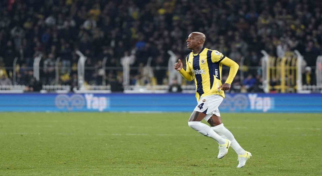 Talisca, Fenerbahçede ilk maçına çıktı