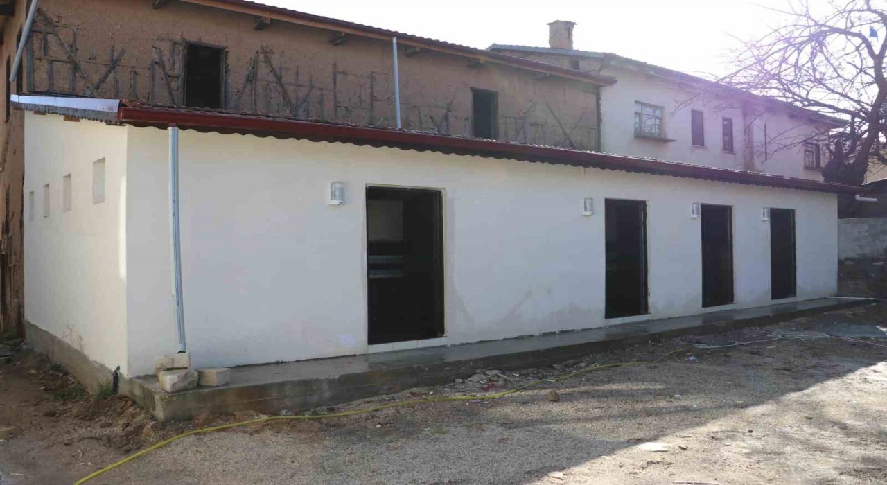 Tarihi Camiinin şadırvanı hizmete açıldı