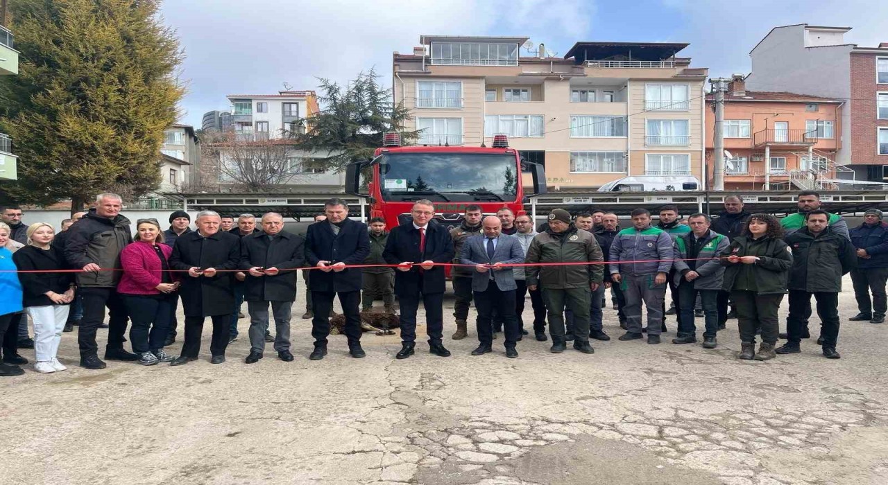 Tavşanlı Orman İşletme Müdürlüğüne yeni arazöz törenle teslim edildi
