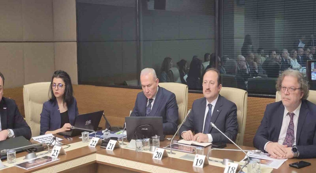 TBMM Kartalkayadaki Otel Yangınını Araştırma Komisyonu, AFAD yetkililerini dinledi