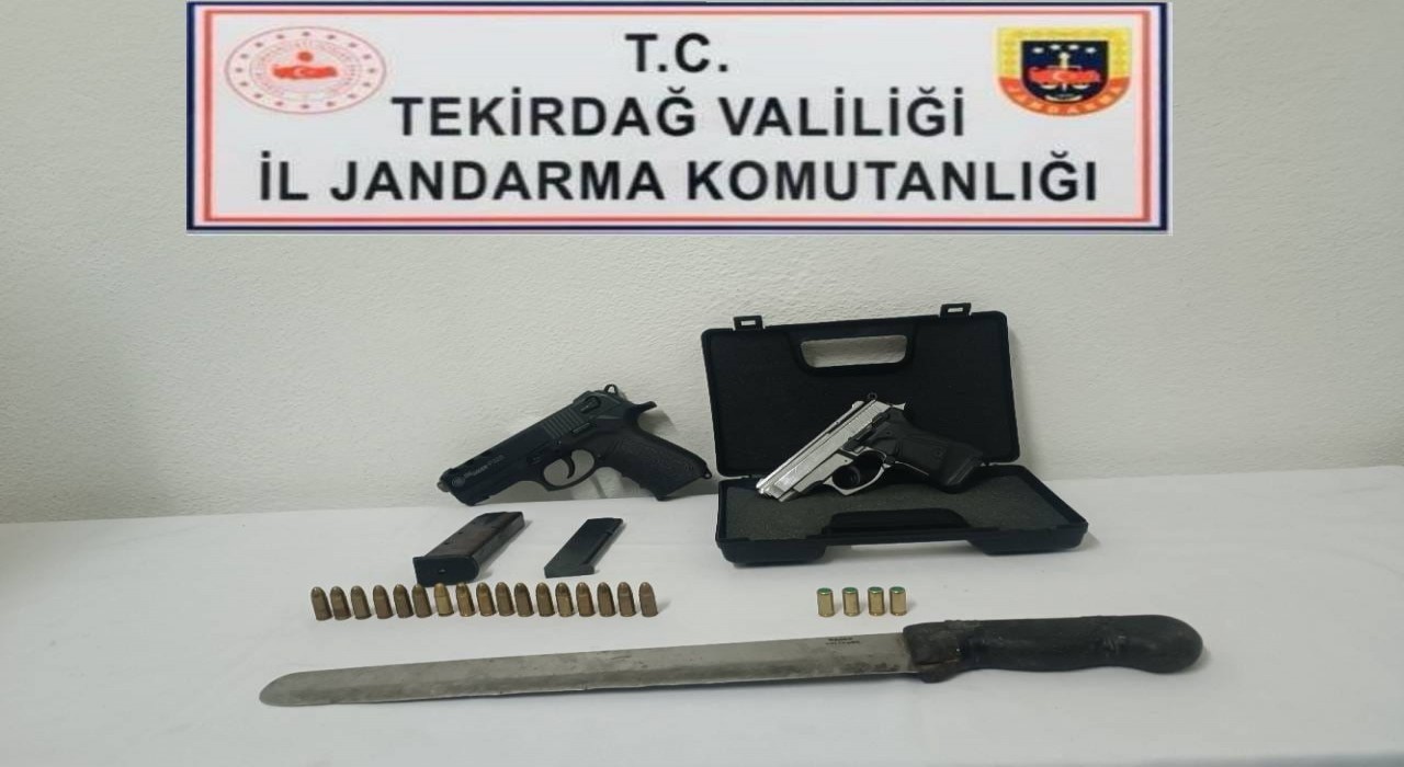 Tekirdağda jandarmadan uyuşturucu ve silah operasyonu