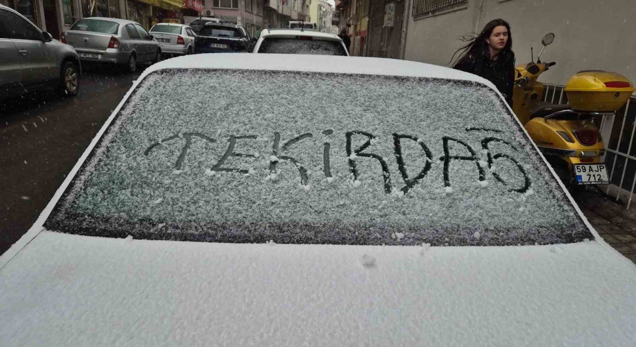 Tekirdağda kar yağışı başladı