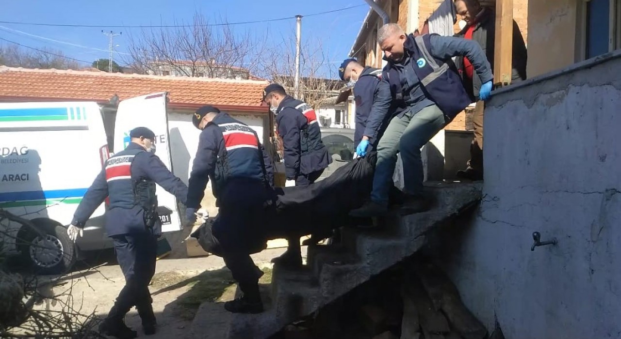 Tekirdağda soba faciası: Engelli kardeşlerden biri öldü, diğeri tedavi altında