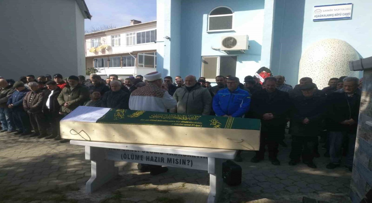 Tekirdağda soba faciasında hayatını kaybeden vatandaş toprağa verildi