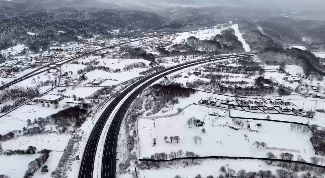 TEM Otoyolunun Bolu Dağı Tüneli havadan görüntülendi